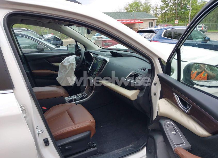 Photo 5 of 2022 Subaru Ascent TOURING (VIN 4S4WMARD0N3471352)