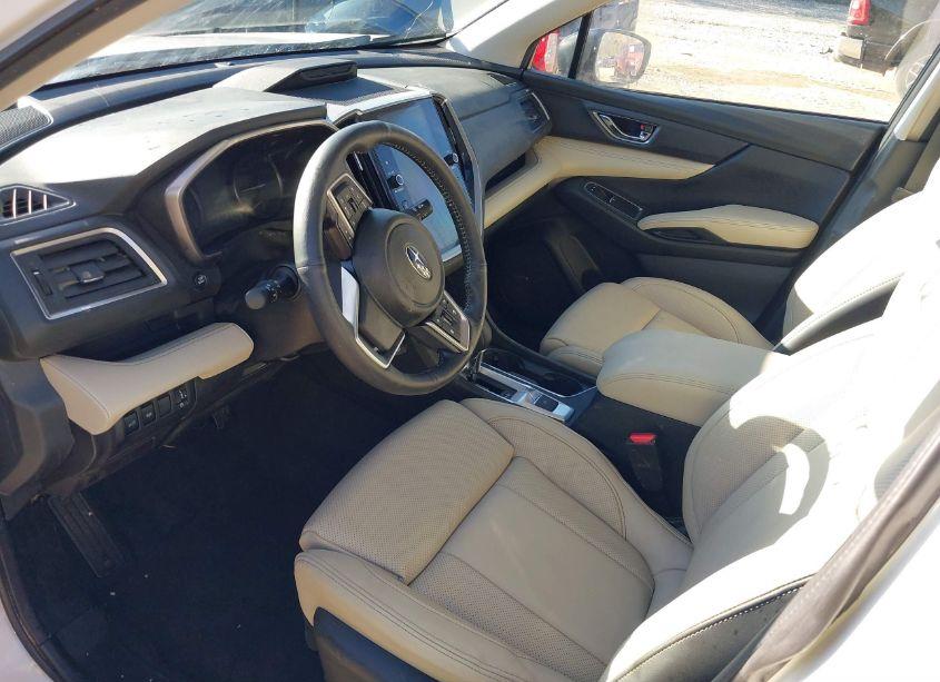 Photo 12 of 2024 Subaru Ascent LIMITED 8-PASSENGER (VIN 4S4WMARD0R3423839)