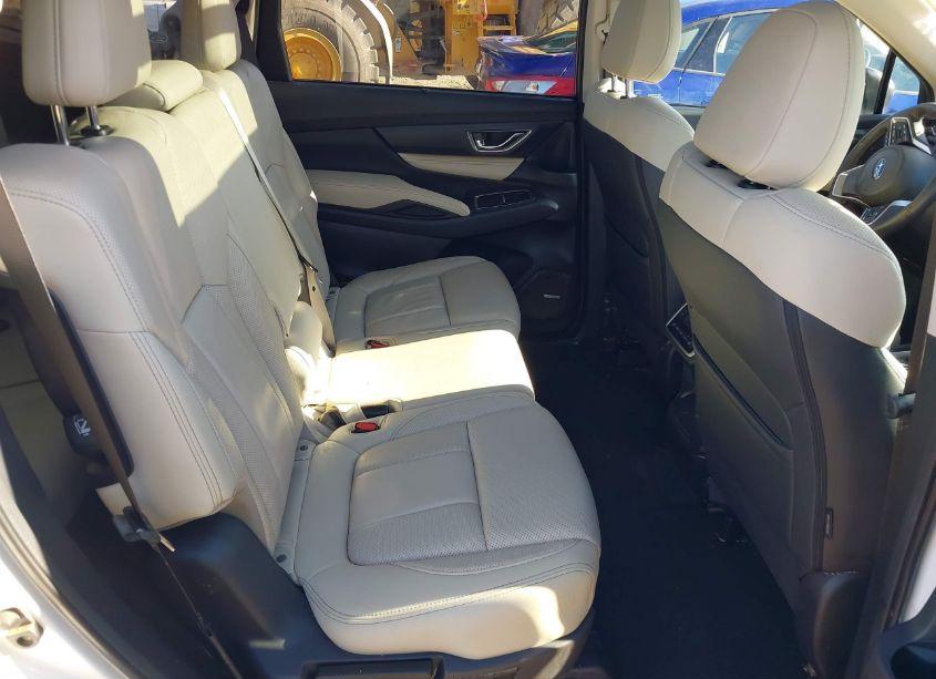 Photo 8 of 2024 Subaru Ascent LIMITED 8-PASSENGER (VIN 4S4WMARD0R3423839)