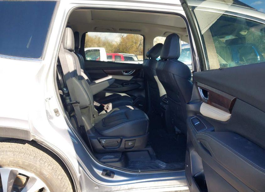 Photo 8 of 2022 Subaru Ascent TOURING (VIN 4S4WMARD3N3464363)
