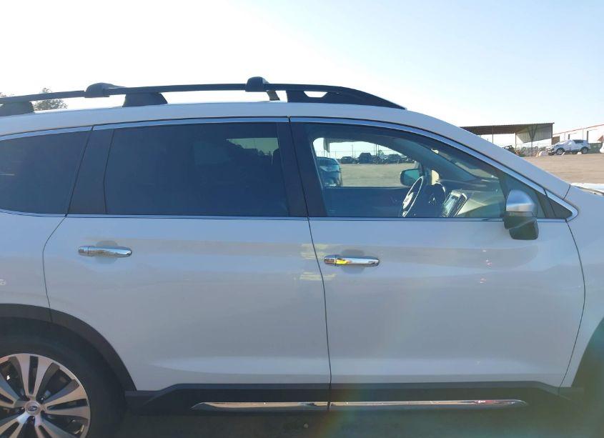 Photo 14 of 2019 Subaru Ascent TOURING (VIN 4S4WMARD5K3435491)