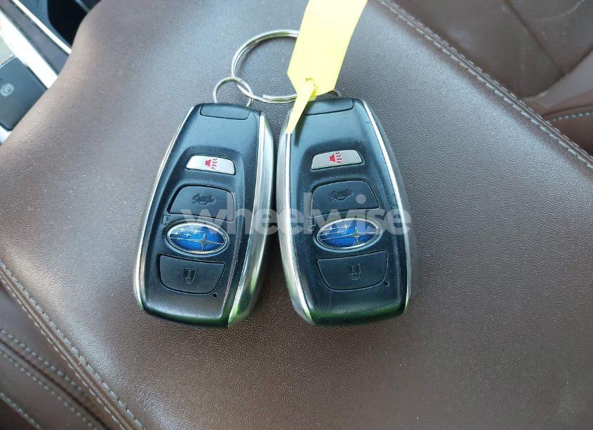 Photo 11 of 2020 Subaru Ascent TOURING (VIN 4S4WMARD5L3404713)