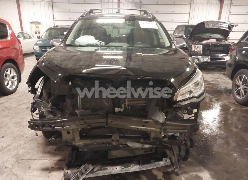 Photo 13 of 2020 Subaru Ascent TOURING (VIN 4S4WMARD5L3444676)