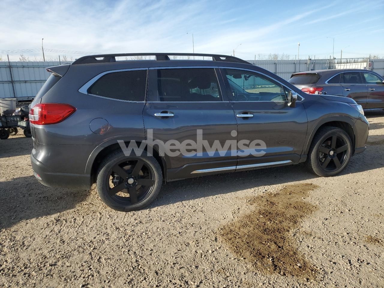 Photo 3 of 2021 SUBARU ASCENT TOURING (VIN 4S4WMARD5M3431329)