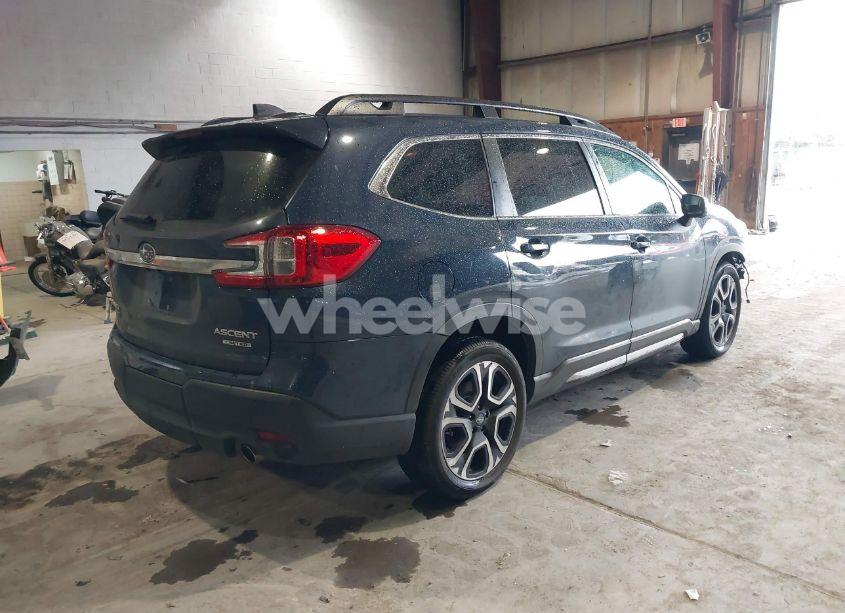Photo 4 of 2023 Subaru Ascent LIMITED 8-PASSENGER (VIN 4S4WMARD8P3449229)