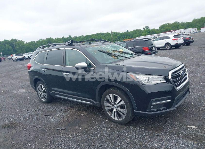 Photo 13 of 2019 Subaru Ascent TOURING (VIN 4S4WMARD9K3464850)