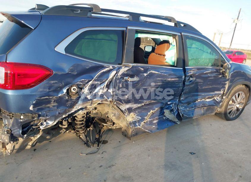 Photo 6 of 2020 Subaru Ascent TOURING (VIN 4S4WMARDXL3476412)