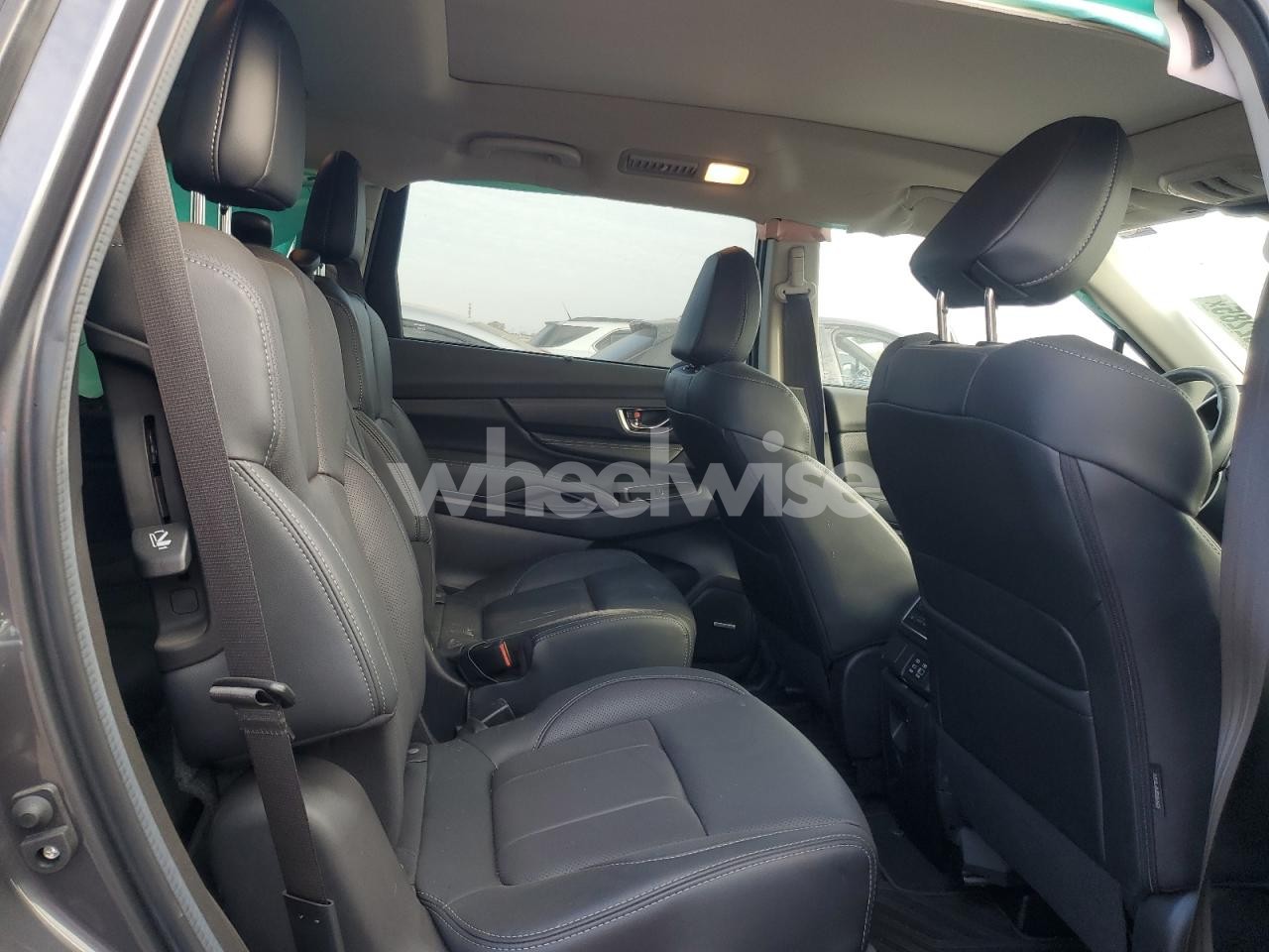 Photo 11 of 2024 SUBARU ASCENT LIMITED (VIN 4S4WMAUD2R3457644)