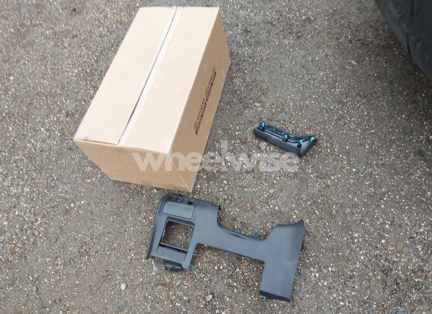 Photo 12 of 2024 Subaru Ascent LIMITED 7-PASSENGER (VIN 4S4WMAUD6R3428146)