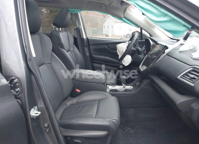 Photo 5 of 2024 Subaru Ascent LIMITED 7-PASSENGER (VIN 4S4WMAUD6R3428146)