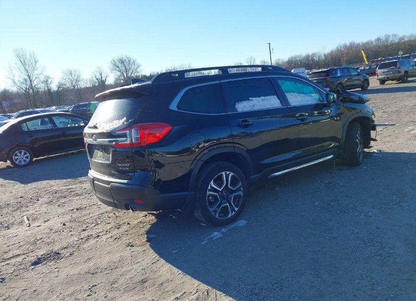 Photo 4 of 2023 Subaru Ascent LIMITED 7-PASSENGER (VIN 4S4WMAUD7P3455014)