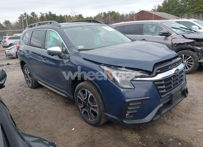 2023 Subaru Ascent LIMITED 7-PASSENGER (VIN 4S4WMAUD8P3439825) main photo