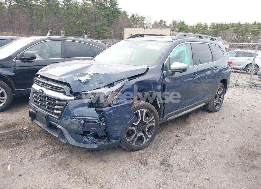 Photo 2 of 2023 Subaru Ascent LIMITED 7-PASSENGER (VIN 4S4WMAUD8P3439825)
