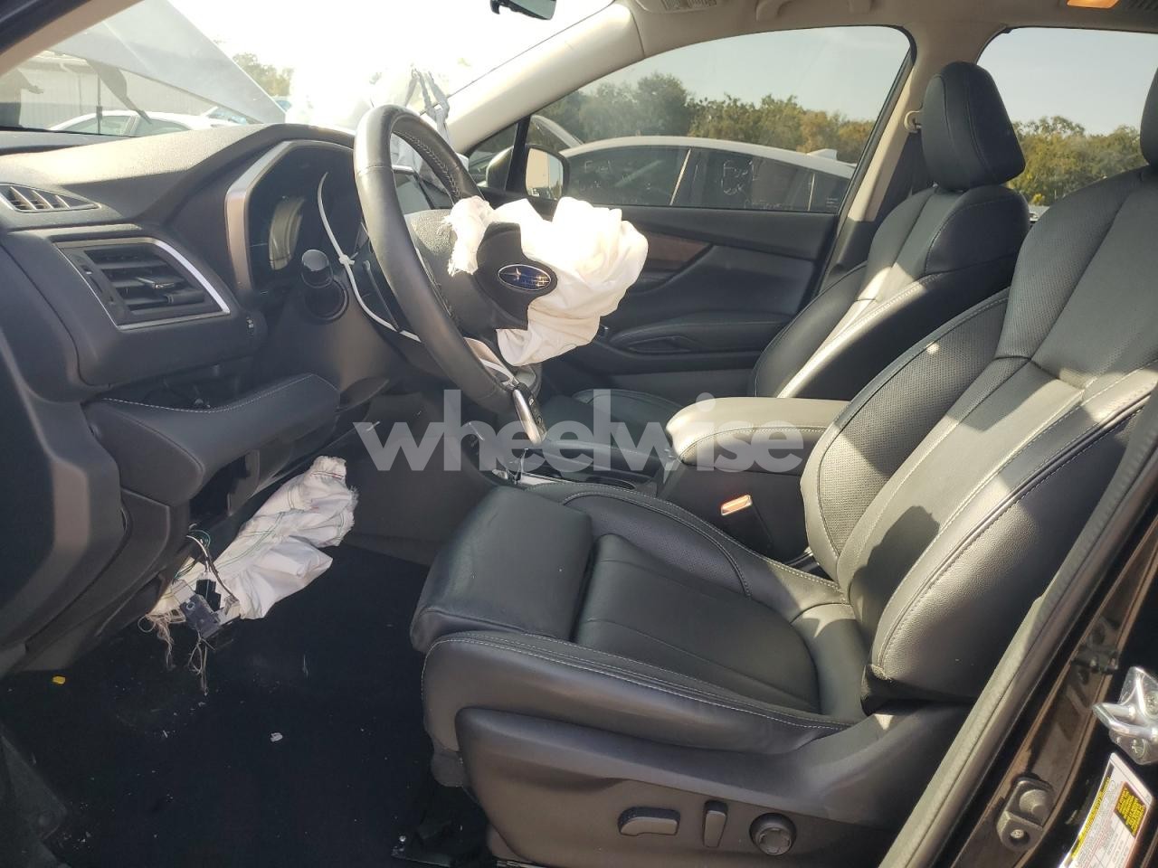 Photo 7 of 2023 SUBARU ASCENT TOURING (VIN 4S4WMAWD4P3447174)