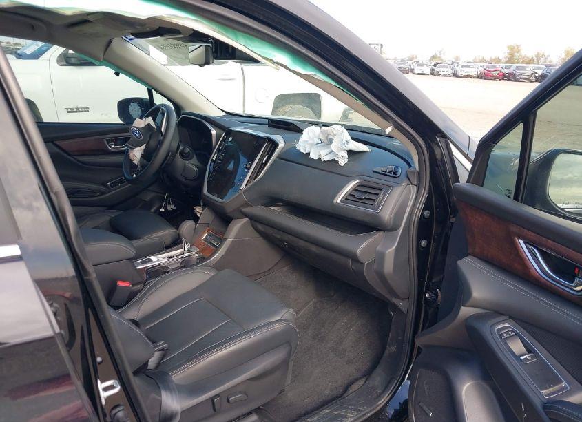 Photo 5 of 2023 Subaru Ascent TOURING 7-PASSENGER (VIN 4S4WMAWD6P3417643)