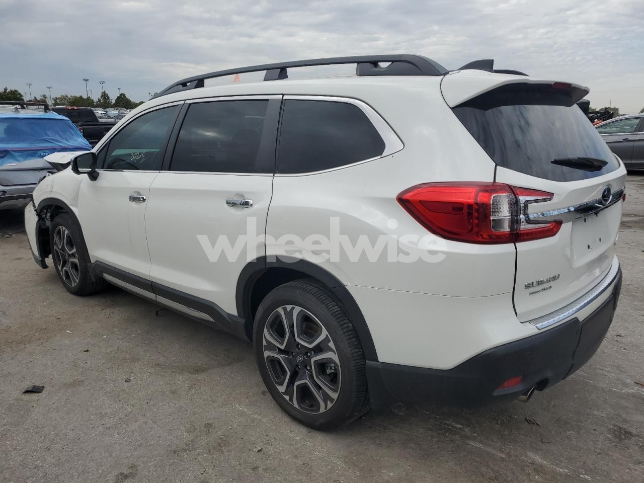 Photo 2 of 2023 SUBARU ASCENT TOURING (VIN 4S4WMAWD8P3427123)
