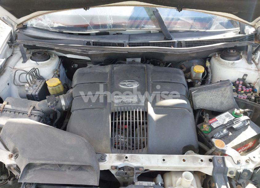 Photo 10 of 2010 Subaru Tribeca 3.6R LIMITED (VIN 4S4WX9GD2A4402577)