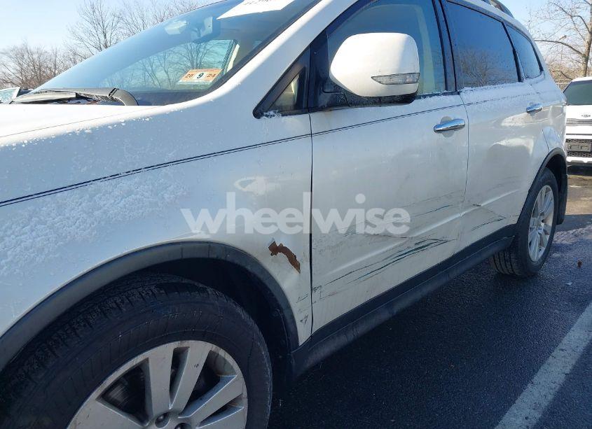 Photo 12 of 2010 Subaru Tribeca 3.6R LIMITED (VIN 4S4WX9GDXA4400947)