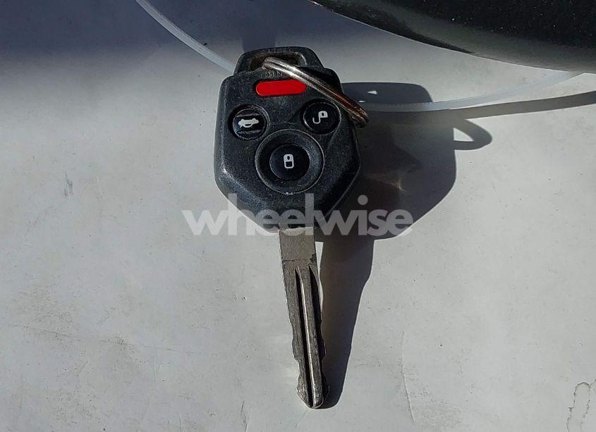 Photo 11 of 2011 Subaru Tribeca 3.6R LIMITED (VIN 4S4WX9HD9B4402320)