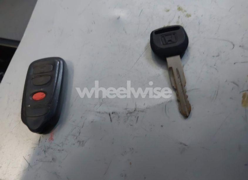 Photo 11 of 2000 Honda Passport EX/LX (VIN 4S6CK58W7Y4412436)