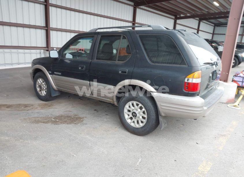 Photo 3 of 2000 Honda Passport EX/LX (VIN 4S6CK58W7Y4412436)