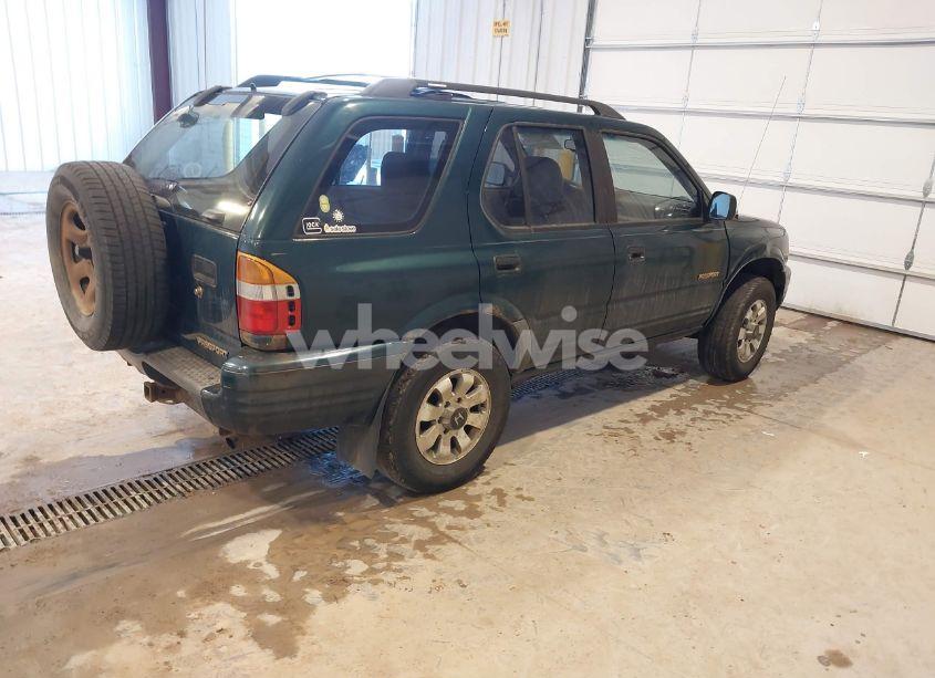 Photo 4 of 2000 Honda Passport EX/LX (VIN 4S6DM58W1Y4406601)