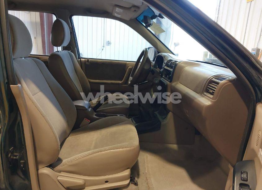 Photo 5 of 2000 Honda Passport EX/LX (VIN 4S6DM58W1Y4406601)