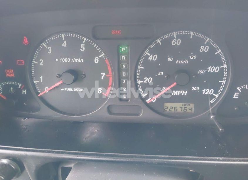 Photo 7 of 2000 Honda Passport EX/LX (VIN 4S6DM58W6Y4406996)