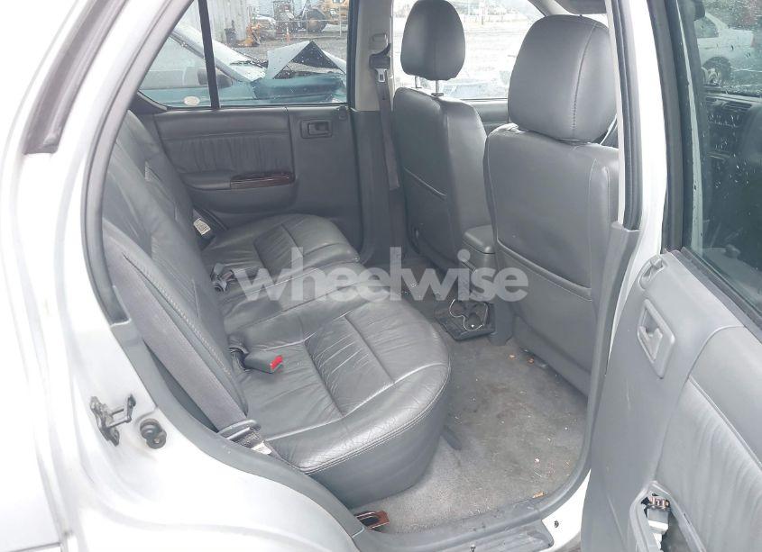 Photo 8 of 2000 Honda Passport EX/LX (VIN 4S6DM58W6Y4406996)