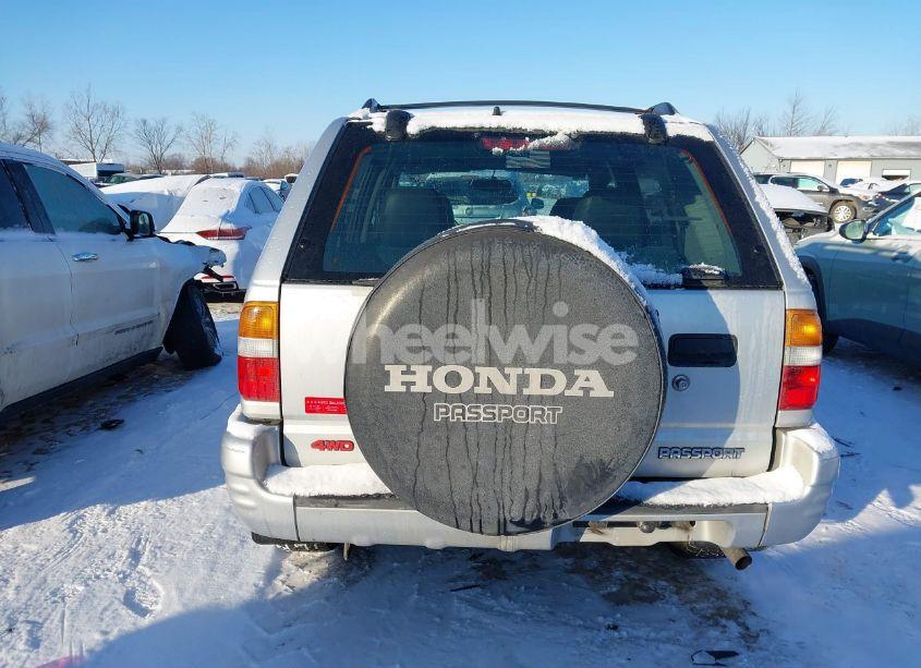 Photo 16 of 2000 Honda Passport EX/LX (VIN 4S6DM58W7Y4404688)