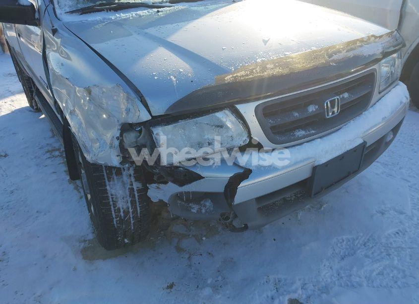 Photo 6 of 2000 Honda Passport EX/LX (VIN 4S6DM58W7Y4404688)