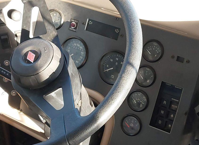 Photo 7 of 1994 Newmar Kountry STAR (VIN 4S7MT9K08RC012899)