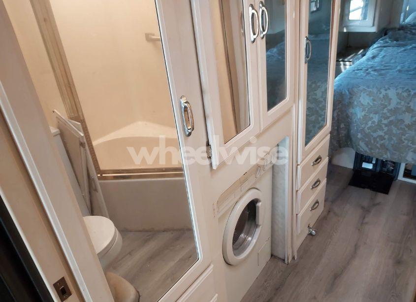 Photo 15 of 1997 Spartan Motors MOTORHOME (VIN 4S7XT9K07TC021727)