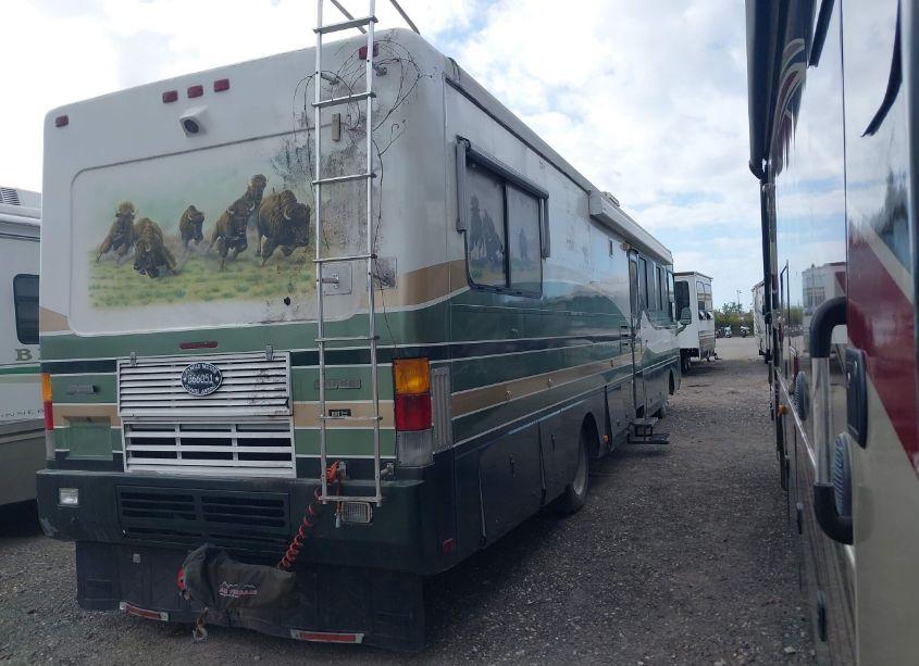 Photo 4 of 1998 Safari Motor HOME (VIN 4SLA8GN20W1109979)