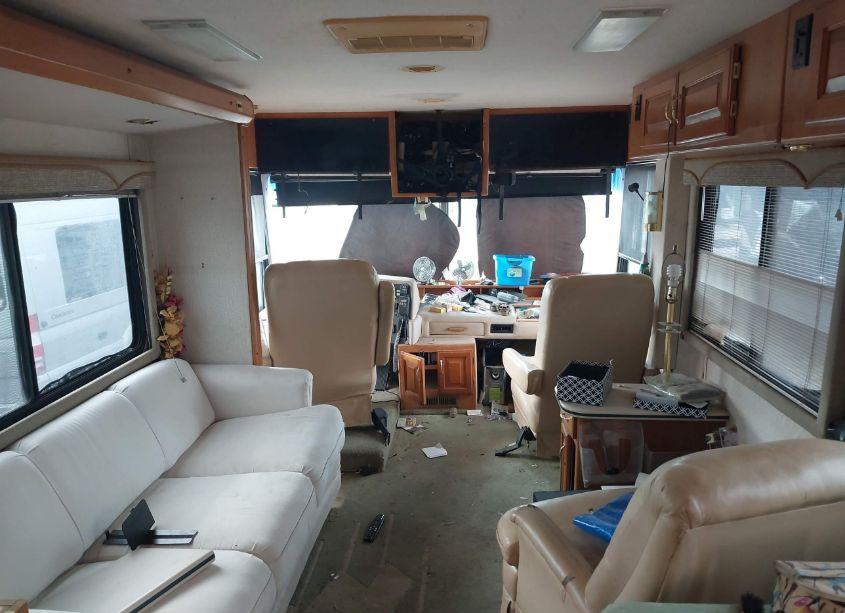 Photo 5 of 1998 Safari Motor HOME (VIN 4SLA8GN20W1109979)