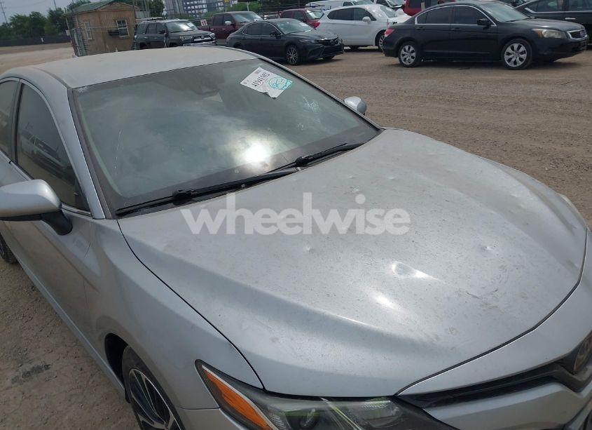 Photo 6 of 2020 Toyota Camry L (VIN 4T1A11AK2LU869327)