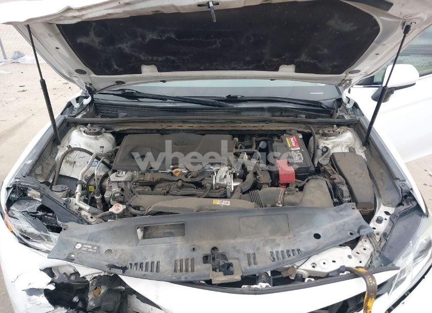 Photo 10 of 2020 Toyota Camry L (VIN 4T1A11AK4LU868681)