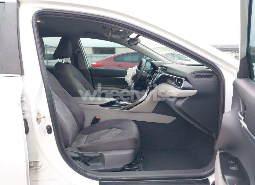 Photo 5 of 2020 Toyota Camry L (VIN 4T1A11AK4LU868681)