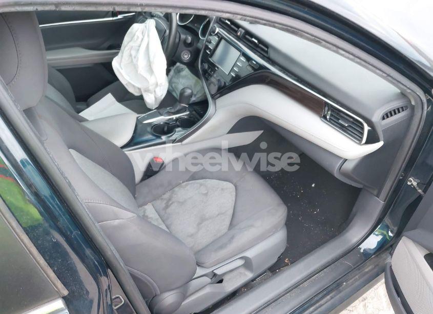 Photo 5 of 2020 Toyota Camry L (VIN 4T1A11AK6LU956695)