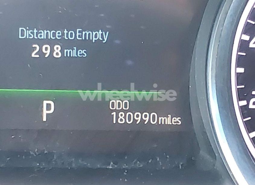 Photo 15 of 2018 Toyota Camry XLE (VIN 4T1B11HK0JU028078)