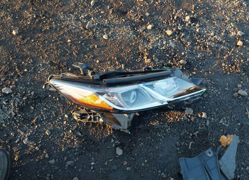 Photo 12 of 2018 Toyota Camry SE (VIN 4T1B11HK0JU032244)