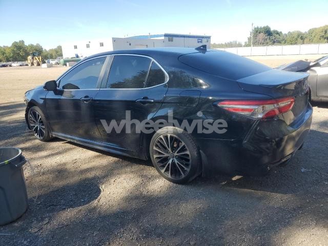 Photo 11 of 2018 TOYOTA CAMRY L (VIN 4T1B11HK0JU033233)
