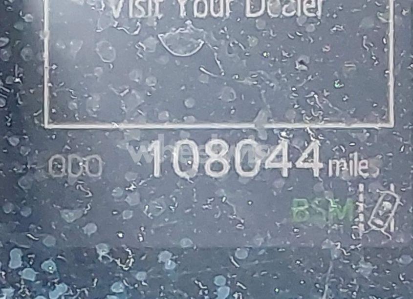 Photo 15 of 2018 Toyota Camry SE (VIN 4T1B11HK0JU039078)