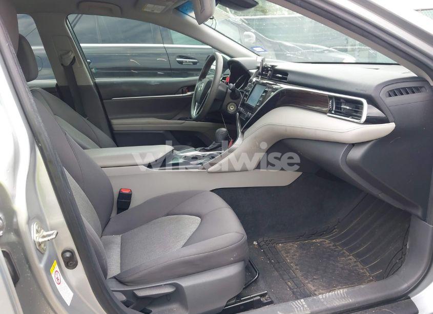 Photo 5 of 2018 Toyota Camry L (VIN 4T1B11HK0JU043244)