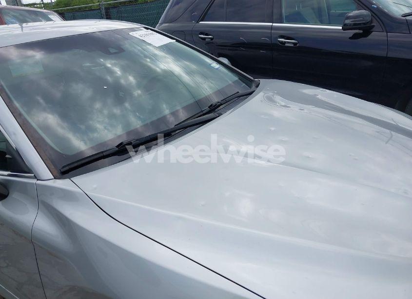 Photo 6 of 2018 Toyota Camry L (VIN 4T1B11HK0JU043244)