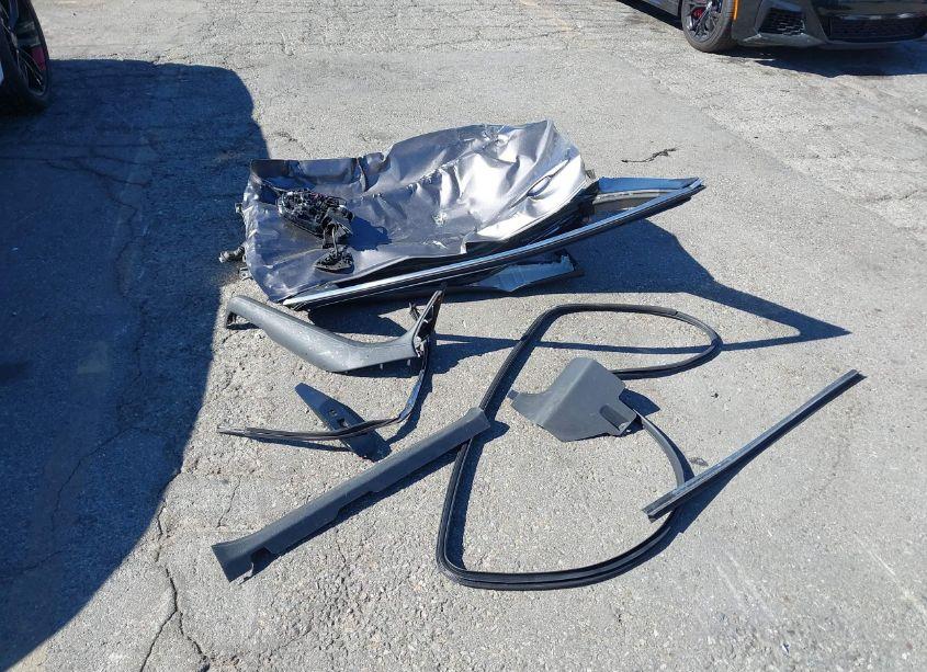 Photo 12 of 2018 Toyota Camry XLE (VIN 4T1B11HK0JU046631)