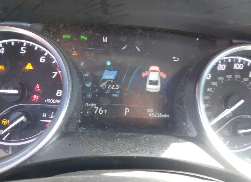 Photo 7 of 2018 Toyota Camry XLE (VIN 4T1B11HK0JU046631)