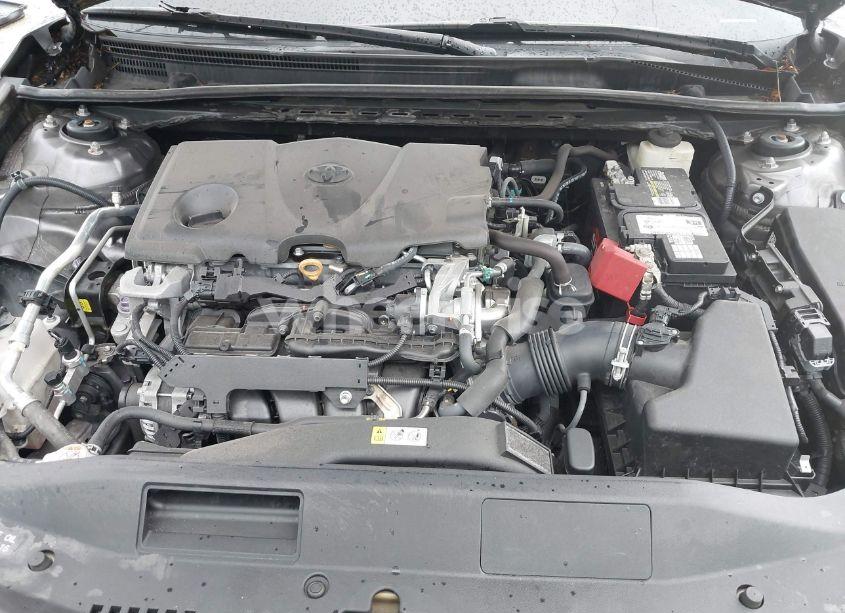 Photo 10 of 2018 Toyota Camry SE (VIN 4T1B11HK0JU097935)