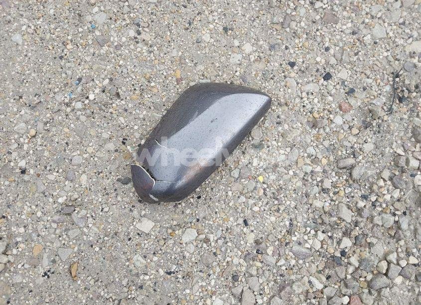 Photo 12 of 2018 Toyota Camry SE (VIN 4T1B11HK0JU097935)