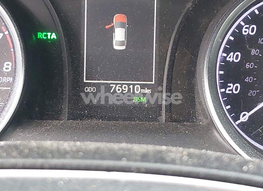 Photo 16 of 2018 Toyota Camry SE (VIN 4T1B11HK0JU097935)